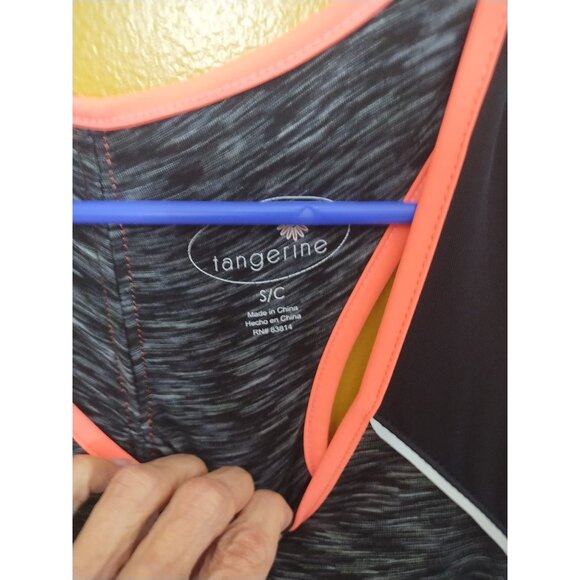 Lot of Five Ladies Performance Tanks Size S - Picture 2 of 7